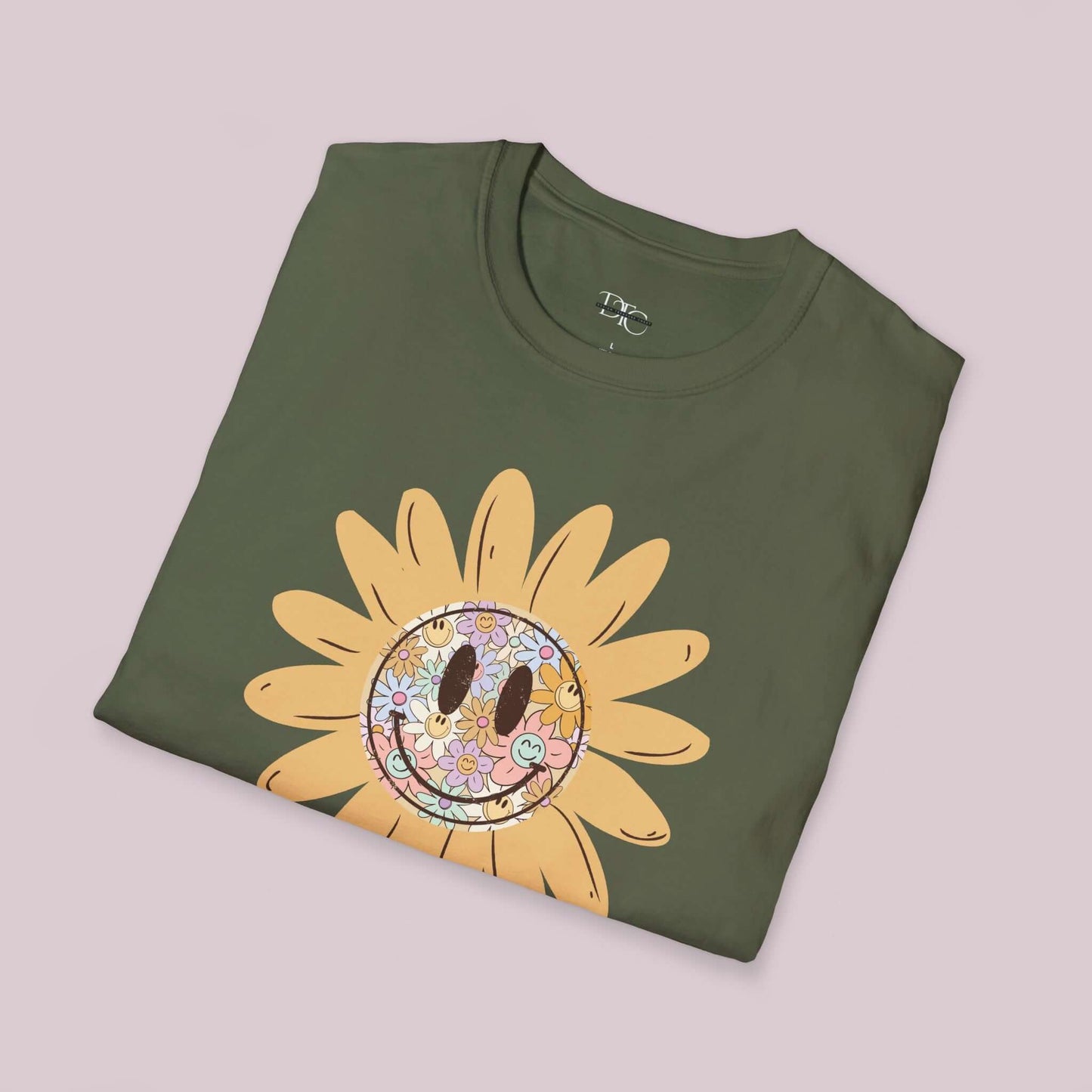 Boho Smiling Daisy Graphic T-Shirt