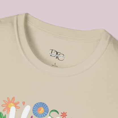 "Hello Summer" Graphic T-Shirt