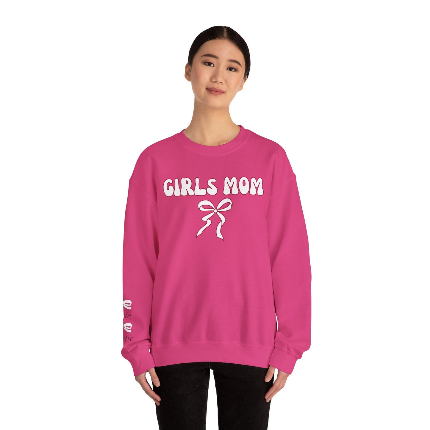 Sudadera personalizada Girls Mom con nombres de niños en la manga