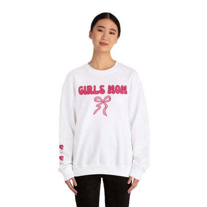 Sudadera personalizada Girls Mom con nombres de niños en la manga