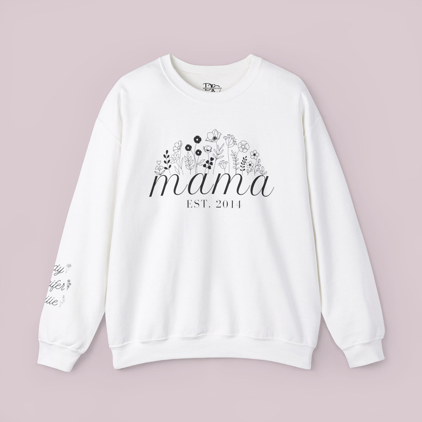 Sudadera personalizada con flores de nacimiento de mamá y nombres de niños en la manga